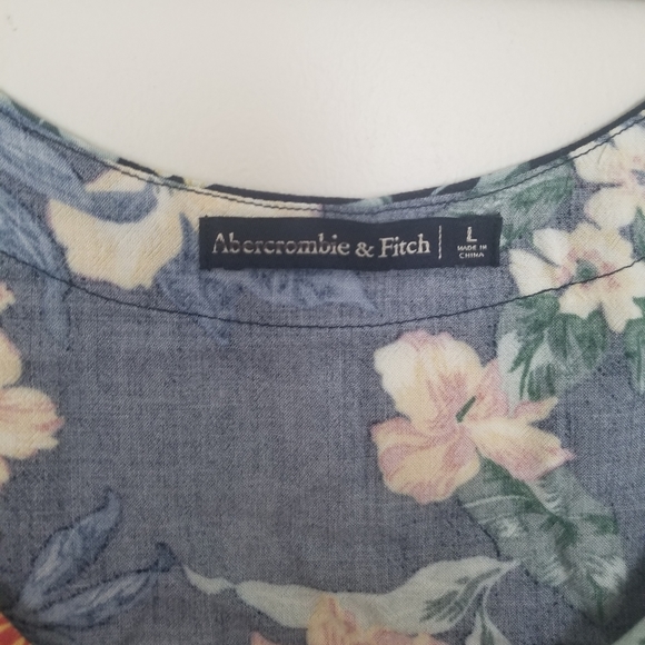 NWoT Abercrombie & Fitch Hawaiian Tank - Picture 6 of 7